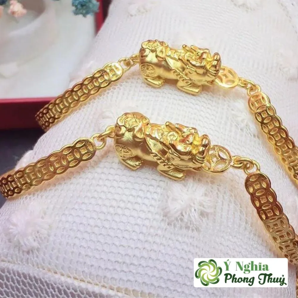 Ý Nghĩa Của Lắc Tay Kim Tiền Vàng 24k